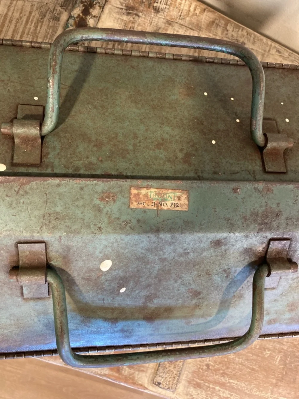 Vintage Metal Toolbox in Teal with Carry Handle and Insert 21” Long Distressed - Picture 14 of 16